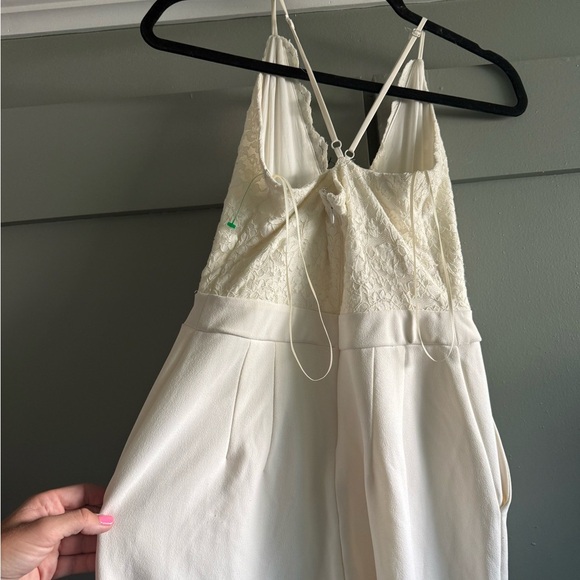 Express Bridal White Lace Embellished Jumpsuit Wedding Size S  Crossed Straps - Picture 8 of 8